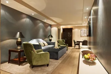 PRESTIGE WOHNUNGSEIGENTUMSPAKET MIT 2,74% RENDITE 1010 WIEN SHARE DEAL 