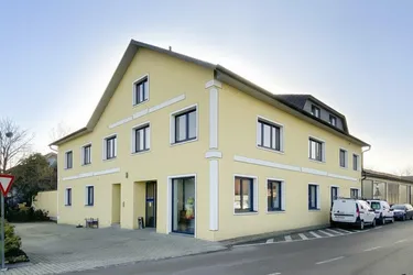 Modernes Büro/Praxis