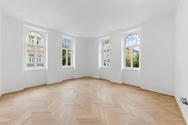 ERSTBEZUG ! Topsanierte 2 Zimmer / Altbau / hochwertige Ausstattung