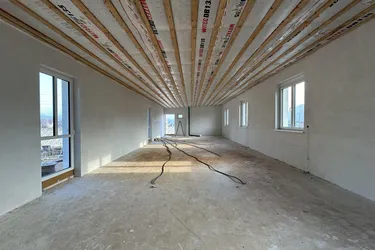 Moderne Bürofläche mit ca. 100 m² – Erstbezug nach Mieterwunsch