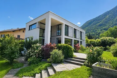 Villa in ruhiger Lage, an der Grenze zu Liechtenstein, Zweitwohnsitz möglich, für Individualisten!