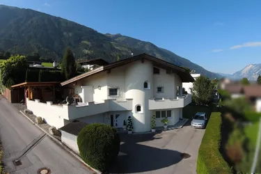 Repräsentatives Tiroler Landhaus