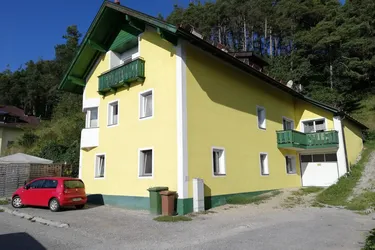 Mehrfamilienhaus