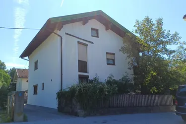 Mehrfamilienhaus mit 3 Einheiten
