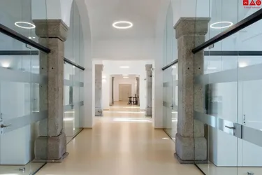 548 m² neuwertige, voll ausgestattete barrierefreie XXL-Büro-/Geschäftsfläche in den Dragoner Höfen Wels mit weitreichendem Mitgestaltungsfreiraum!