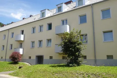 Sanierte 3-Zimmer Wohnung in zentraler Lage!
