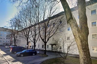 Moderne und eingerichtete Büro-/Ordinations-/Geschäftsfläche am nachgefragten Bindermichl mit bester Infrastruktur, bestehend aus 5 Räumen und 2 WC's!