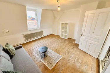 Helle Dachgeschosswohnung zur Miete in der Buckligen Welt!