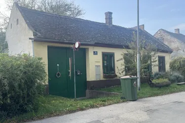 Baugrundstück mit historischem Altbestand und viel Potenzial mitten in Oberlaa