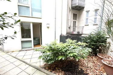 Entzückende Wohnung in gepflegtem Neubau mit Terrasse &amp; Parkplatz in Top Lage