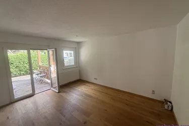 4-Zimmer-Wohnung mit privatem Garten &amp; Terrasse – ab sofort verfügbar