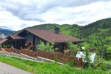 Waldblick gratis! Haus erschwinglich! Himmlischer Ausblick. Sie haben es sich verdient!