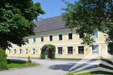 Historisches Gasthaus mit traumhaftem Gastgarten und Hotelentwicklungspotenzial