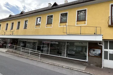 +++ Großzügiges Geschäftslokal zur Miete – direkt am Hauptplatz, Kirchschlag in der Buckligen Welt +++