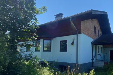 Eugendorf Reitberg: attraktive ca. 1.000 qm Liegenschaft, 753 qm Baugrund und 249 qm Grünland, am unverbaubaren Grün
