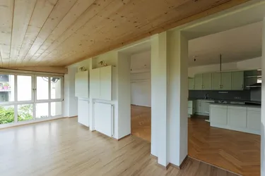 Großzügige Altbau-Eigentumswohnung in Villach-Lind