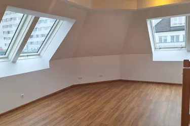 DG-Maisonette-Wohnung 55,54 m² Neubau fast Erstbezug Unbefristet