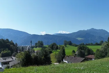 BREITENBACH am INN - Baugrundstück mit Berg- und Grünblick ca. 400 m² (Ortszentrum) - AUSSCHLIESSLICH für BREITENBACHER/INNEN!