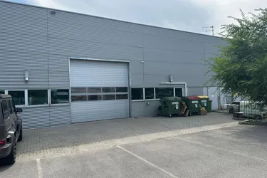 Lager oder Werkstätte im Industriegebiet