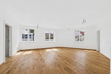 Historischer Charme, moderne Energie – Wohnen mit besonderem Flair auf 98m² - ERSTBEZUG!