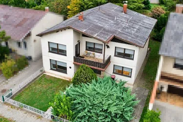 Gepflegtes Einfamilienhaus auf 1041 m² Grund