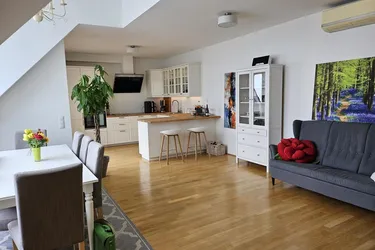 Herrlicher Blick! DACHGESCHOSSMAISONETTE in Bester Lage!