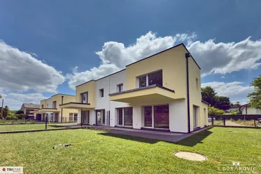 NEU! ++ ERSTBEZUG / ZIEGELMASSIV / SCHÜSSELFERTIG ++ 152,50 m² ++ 5 ZIMMER + 2 BALKONE + TERRASSE + EIGENGARTEN + 2 PKW Stellplätze ++