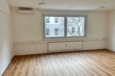 Großzügige Bürofläche – gesamtes Stockwerk – 423 m²