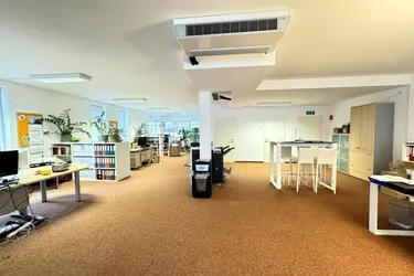 Funktionale Bürofläche in verkehrsgünstiger Lage