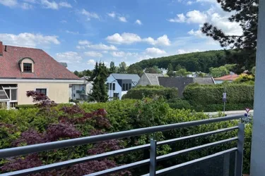 Perfekte, gepflegte Pärchen-Wohnung mit Loggia