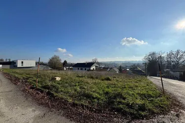 Verkauf eines attraktiven Eckgrundstücks mit Fernblick in Neumarkt im Hausruckkreis