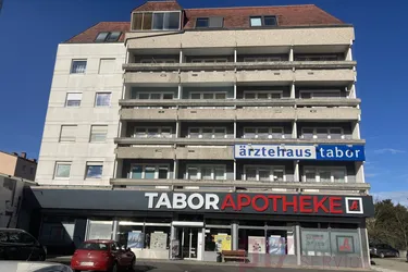 Büro/Praxisräume mit viel Potenzial im Ärztehaus Tabor zu vermieten!