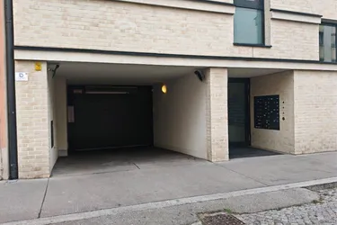 Bequemer Tiefgaragenstellplatz