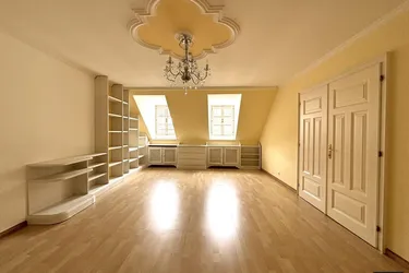 Stilvoll wohnen über zwei Etagen - 5 Zimmer im Herzen von Klagenfurt - Provisionsfrei!
