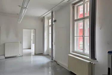 Gewerbefläche in zentraler Lage GESAMT oder Einzelflächen