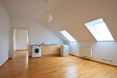 WOHNEN MIT HISTORISCHEM FLAIR! 2 Zimmer Wohnung im Zentrum zu kaufen (TOP 4)!