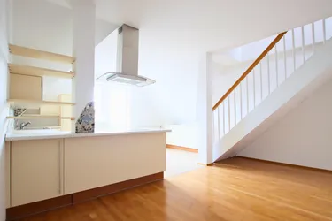 WOHNEN MIT HISTORISCHEM FLAIR! Maisonettewohnung im Zentrum zu kaufen (TOP 3)!
