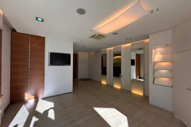 100m² Geschäftslokal mit großer Auslagenfront im Zentrum von Altenmarkt! Parkplätze vorhanden