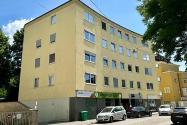 Jetzt investieren: Vermietete 4-Zimmer-Anlegerwohnung mit Balkon in bester Lage Salzburgs- Nähe Wifi