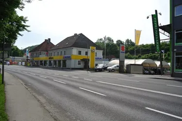 GEWERBEOBJEKT ZUR MIETE IN STARK FREQUENTIERTER LAGE