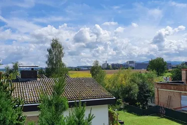 Expose EINFAMILIENHAUS MIT VIEL POTENZIAL UND BAUGRUND IN BELIEBTER WOHNGEGEND VON STEYR !