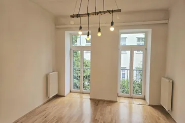 2-Zimmer-Altbauwohnung in 1020 Wien nähe U1 ++ Saniert oder Teilsaniert im generalsaniertem Altbau in ruhiger Lage