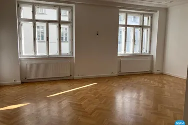Repräsentative Altbauetage