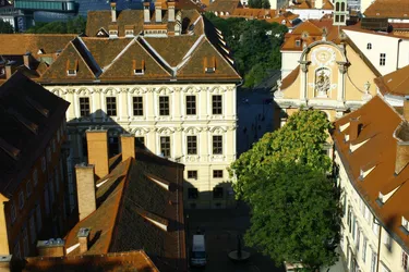 Wohnen in Zentrum von GRAZ..100 Meter neben der Herrengasse - WG Fähig !!