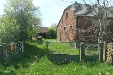 Zentral-Kroatien: Preisschlager! renovierungsbedürftiger Bauernhof in grüner Natur und Alleinlage