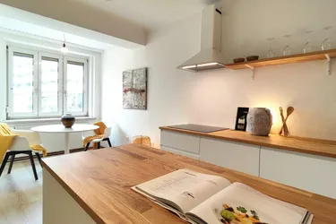 Schöne 2 Zimmer Wohnung mit großer, moderner Essküche nahe der FH Joanneum