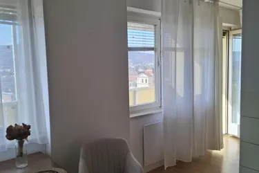 Schöne Aussicht in der Laimburggasse
