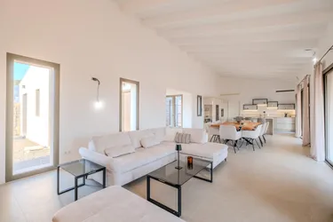 Mallorca-Lifestyle auf 15.000 m² - Bezugsfertige Neubau-Finca mit Olivenhain nahe Manacor