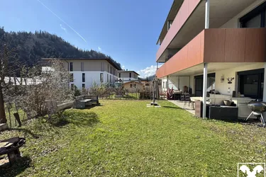 4-Zimmer-Gartenwohnung mit 2 TG-Abstellplätzen