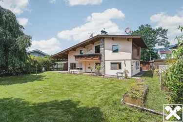 Einfamilienhaus auf traumhaftem Grundstück